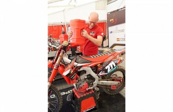 Polisport proOctane benzinekan 20 liter + quick fill valve-33831