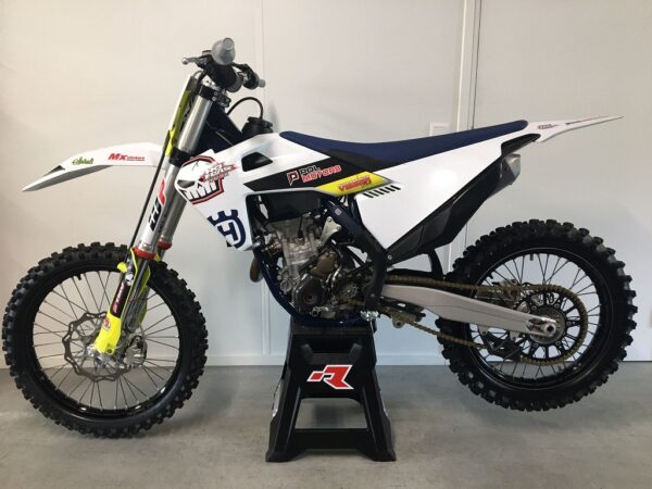 Alternative view of Husqvarna FC 250 2020