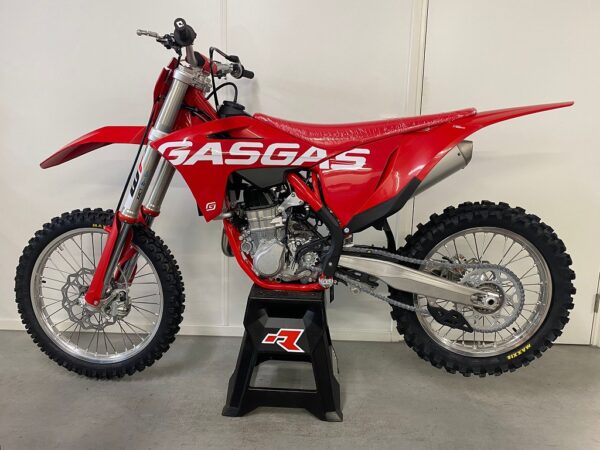 Alternative view of Gasgas MC 450 2022