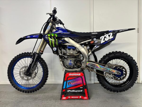 Alternative view of Yamaha Yzf 250 2023